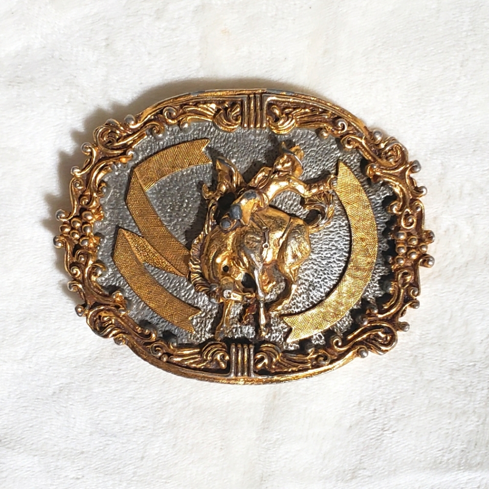 VTG TONY LAMA BELT BUCKLE w cowboy on a Bucking Bronc